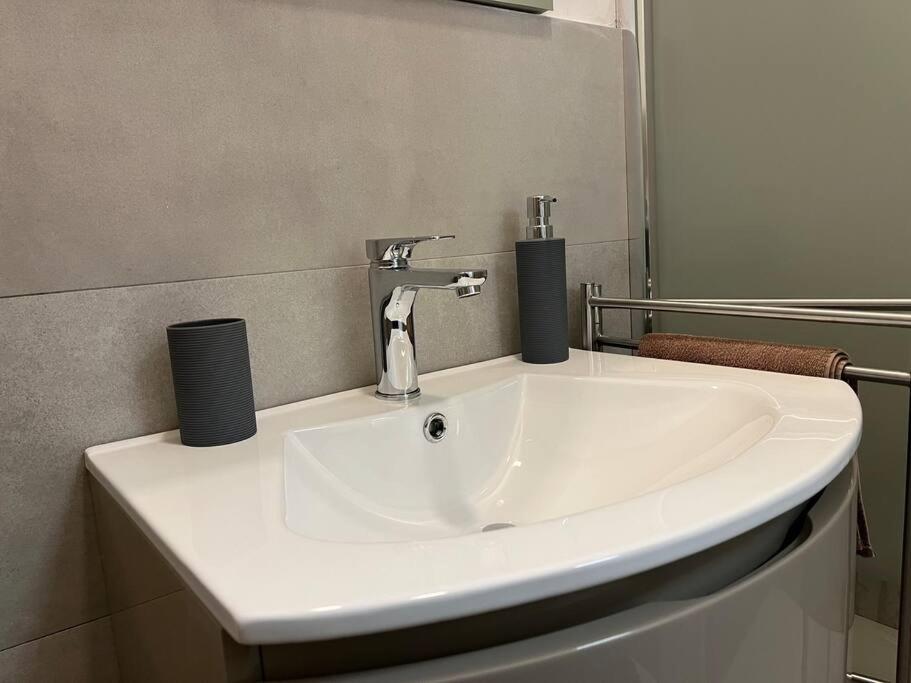 Residence Belvedere Paduina Триест Экстерьер фото